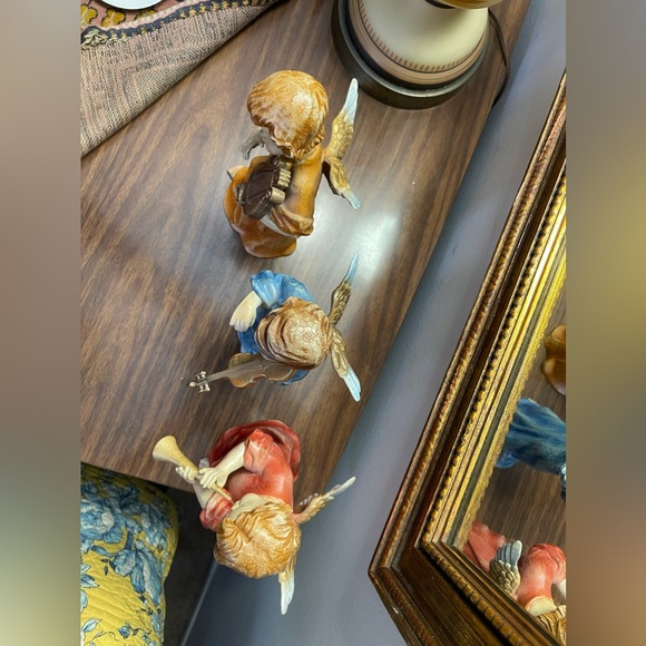 Unique angels statues playing , musical instruments - Picture 2 of 16